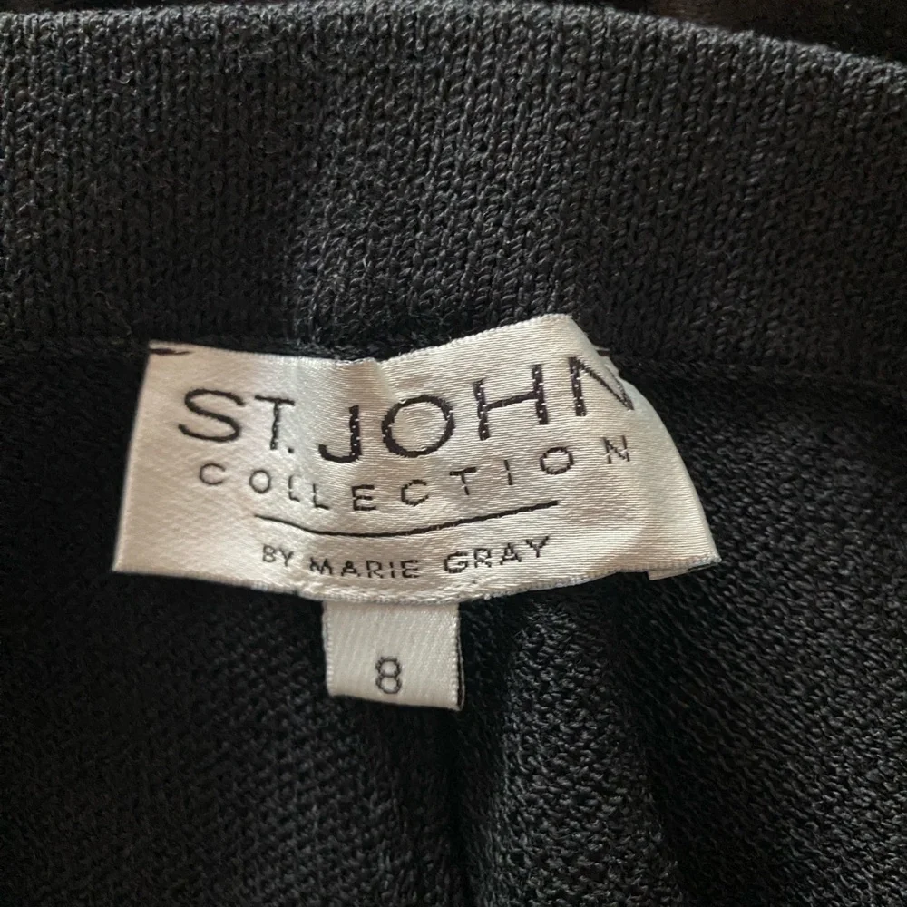 St. John Black Blazer Tailored Suit 3 piece set - Picture 8 of 8